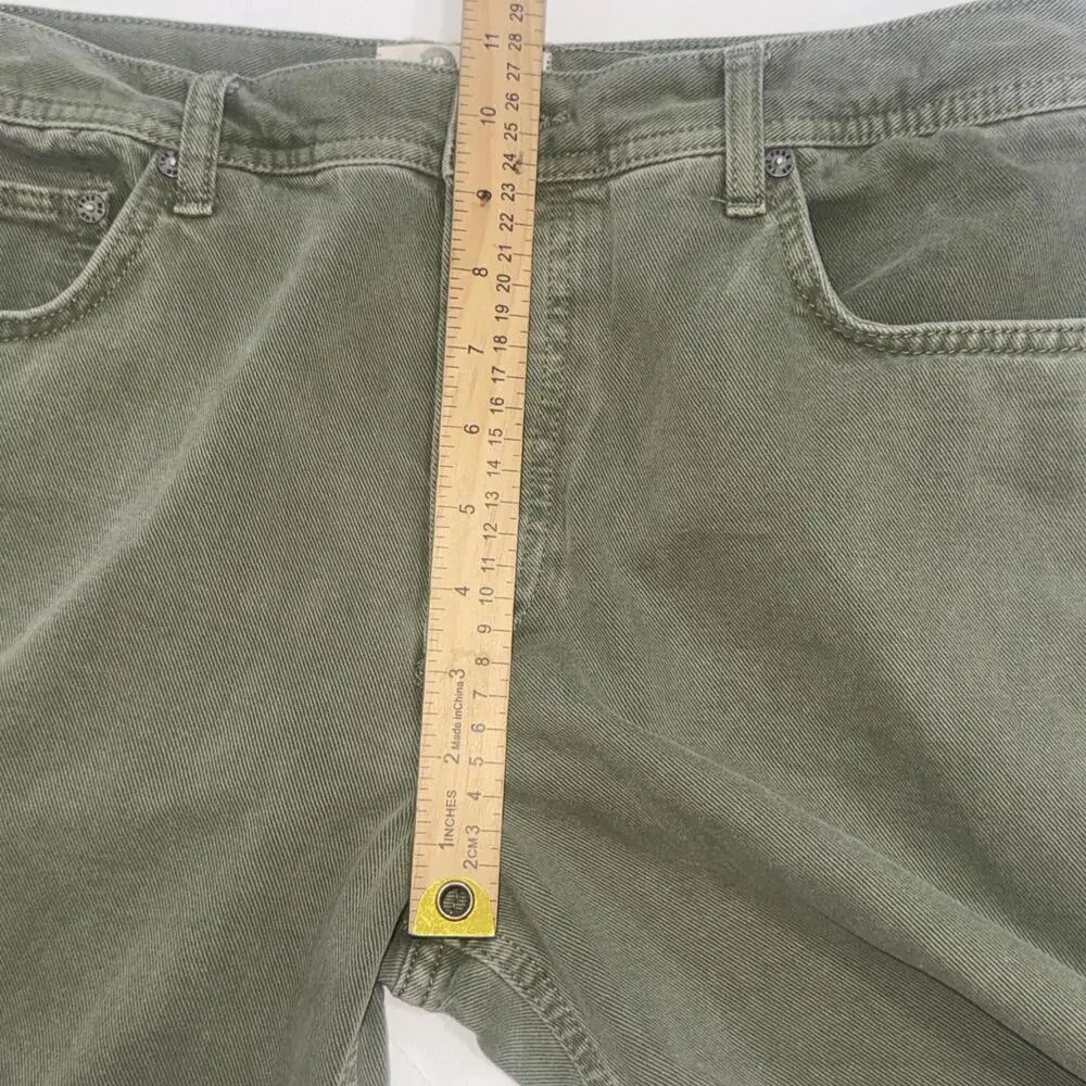Free People We The Free Maggie Jeans Distressed Ripped Green Frayed Hem Size‎ 29